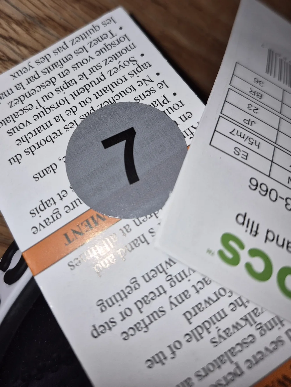 Crocs Bayaband Flip Flops, NWT's,  Women's Size 7 - Picture 3 of 4